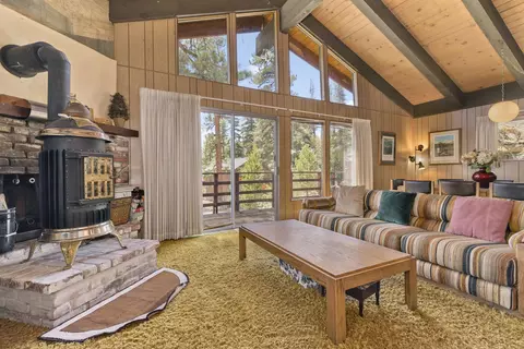 114 Rainbow Ln, Mammoth Lakes, CA 93546 photo 1