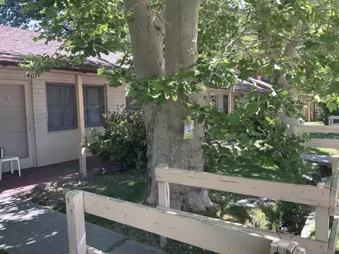407 E Yaney St, Bishop, CA 93514 photo 3