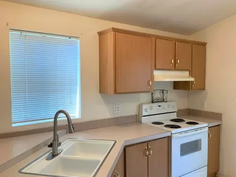 198 Maciver Apt 34 St, Bishop, CA 93514 photo 6