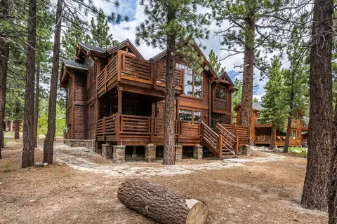 403 E Bear Lake Dr, Mammoth Lakes, CA 93546 photo 2