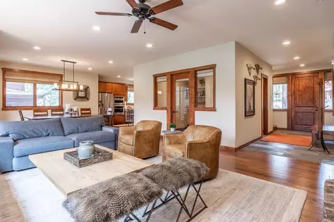 403 E Bear Lake Dr, Mammoth Lakes, CA 93546 photo 5