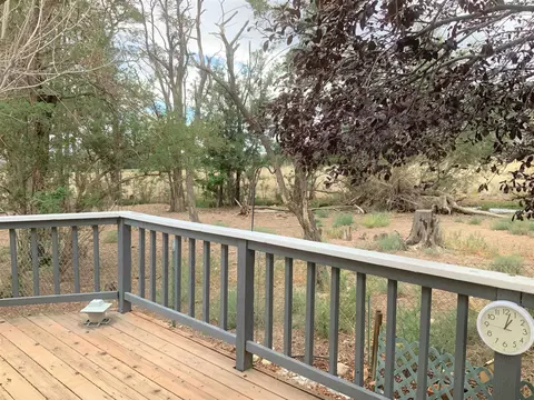 85 Schober Ln, Bishop, CA 93514 photo 2