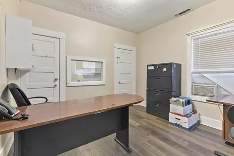 180 Clarke St, Bishop, CA 93514 photo 19