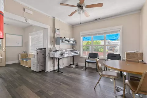 180 Clarke St, Bishop, CA 93514 photo 5