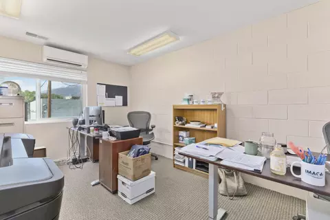 180 Clarke St, Bishop, CA 93514 photo 41