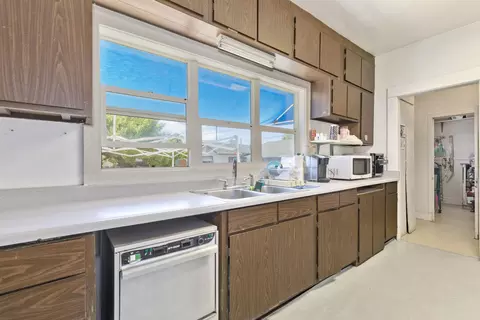 180 Clarke St, Bishop, CA 93514 photo 13