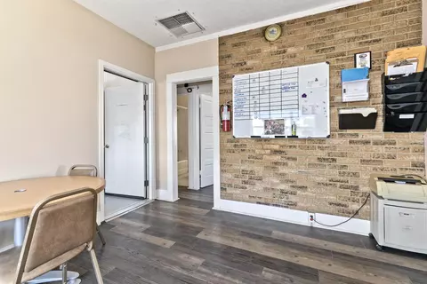 180 Clarke St, Bishop, CA 93514 photo 9