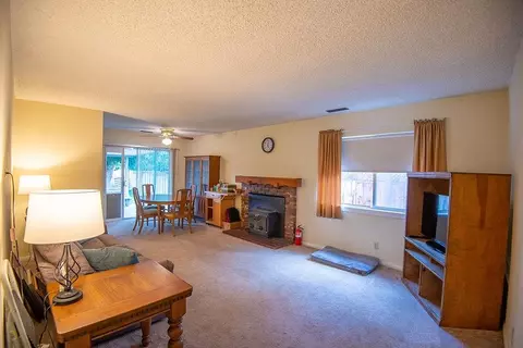 3099 Mesquite Rd, Bishop, CA 93514 photo 2