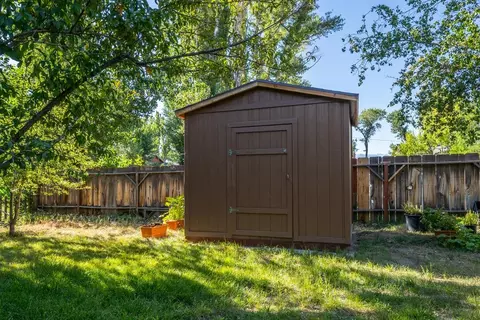 115 Ocean View Rd, Bishop, CA 93514 photo 35