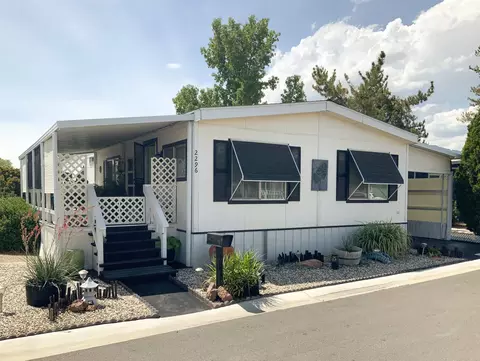 2296 Baskerville Ave, Bishop, CA 93514 photo 1