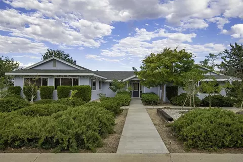 242 Apollo Cir, Bishop, CA 93514 photo 1