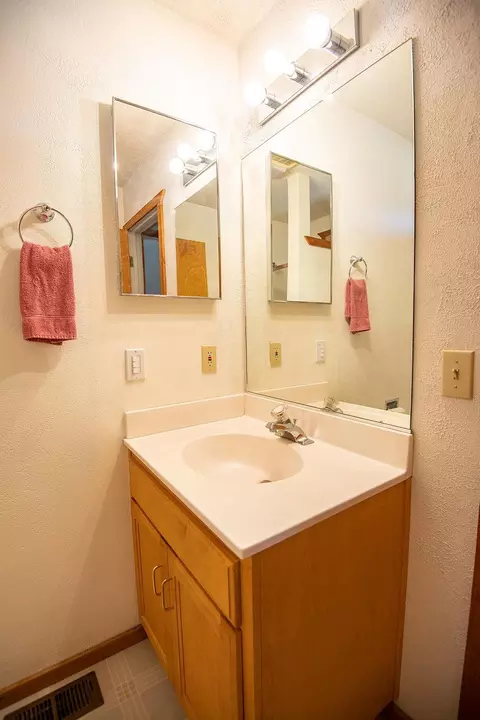 190 Alpine Dr, Bishop, CA 93514 photo 21