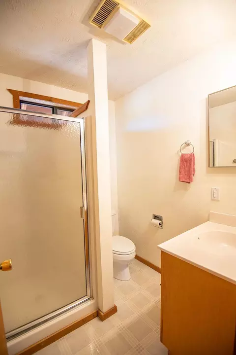 190 Alpine Dr, Bishop, CA 93514 photo 22