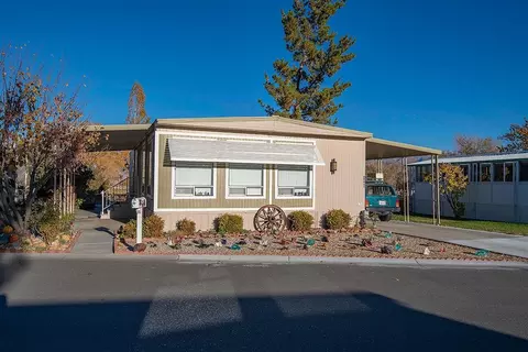 1480 Argyle Ln, Bishop, CA 93514 photo 2