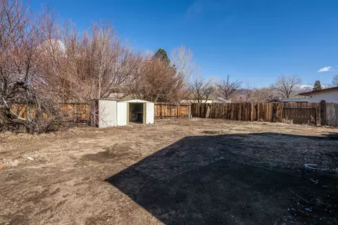 265 Chestnut St, Big Pine, CA 93513 photo 35