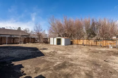 265 Chestnut St, Big Pine, CA 93513 photo 36