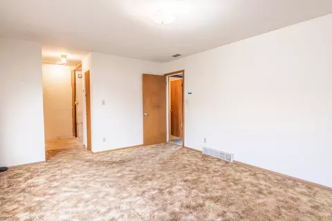 265 Chestnut St, Big Pine, CA 93513 photo 16