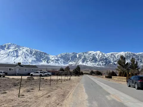 614 Houston Dr, Bishop, CA 93514 photo 1