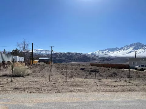 614 Houston Dr, Bishop, CA 93514 photo 4