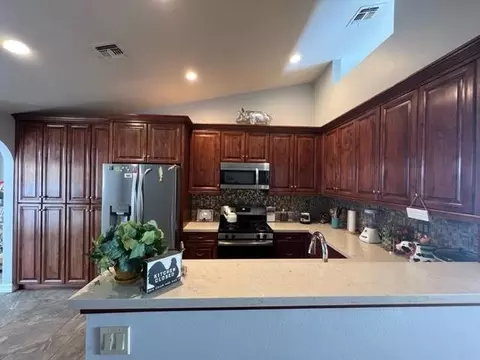 2300 Shoshone Dr, Bishop, CA 93514 photo 6
