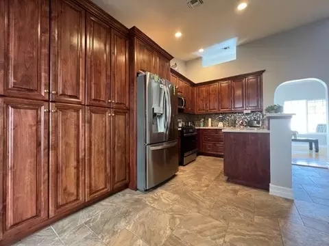 2300 Shoshone Dr, Bishop, CA 93514 photo 5