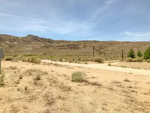 68 Clark Ranch Rd, Benton, CA 93512 photo 11
