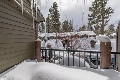 384 Joaquin Rd #47, Mammoth Lakes, CA 93546