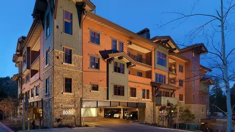 50 Canyon Blvd #B8-3, Mammoth Lakes, CA 93546
