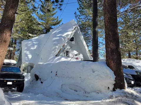 145 Lupin St, Mammoth Lakes, CA 93546