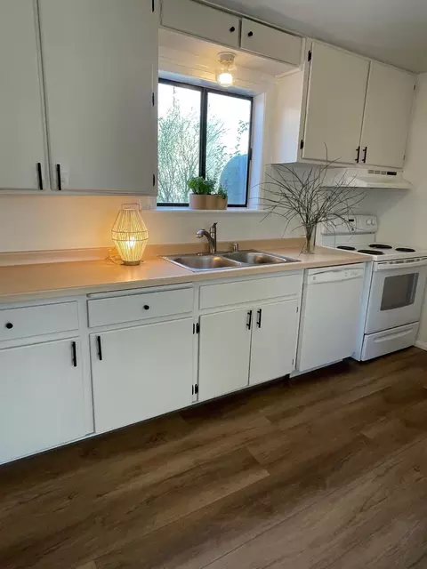 286 S 3rd St, Bishop, CA 93514 photo 12