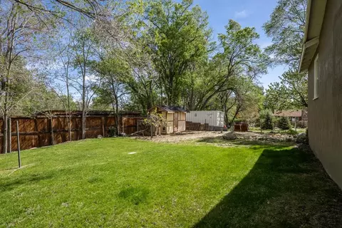 220 Ocean View Rd, Bishop, CA 93514 photo 38