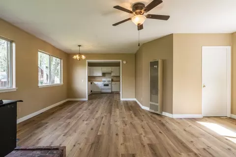 220 Ocean View Rd, Bishop, CA 93514 photo 3