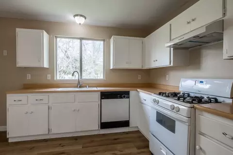 220 Ocean View Rd, Bishop, CA 93514 photo 9