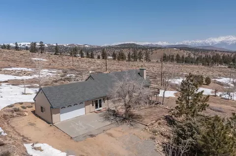 240 Mountain View Dr, Swall Meadows, CA 93514