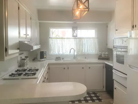 1448 Argyle Ln, Bishop, CA 93514 photo 9