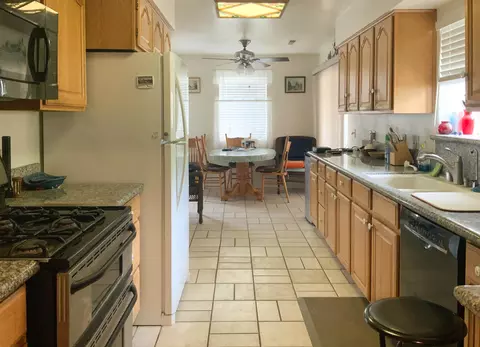 133 Elmcrest Dr, Big Pine, CA 93513 photo 4