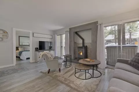 2289 Sierra Nevada Rd #I-4, Mammoth Lakes, CA 93546