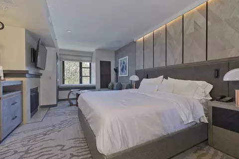 50 Hillside Dr #436, Mammoth Lakes, CA 93546
