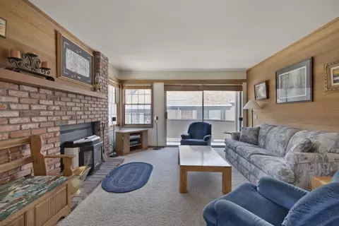 925 Lakeview Blvd #20, Mammoth Lakes, CA 93546