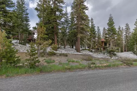 285 Le Verne St, Mammoth Lakes, CA 93546