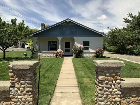 2989 W Line St, Bishop, CA 93514