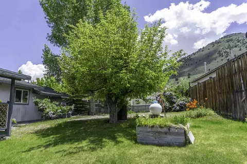 80 Lee Vining, Lee Vining, CA 93541 photo 5