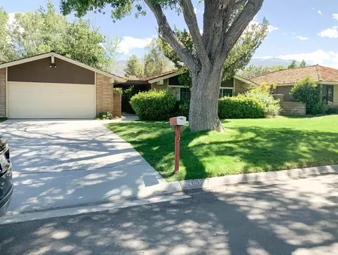 2656 Sierra Vista Way, Bishop, CA 93514