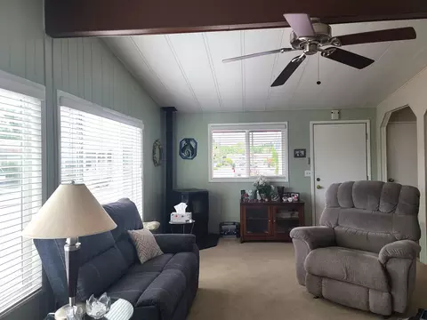 2261 Baskerville Ave, Bishop, CA 93514 photo 4