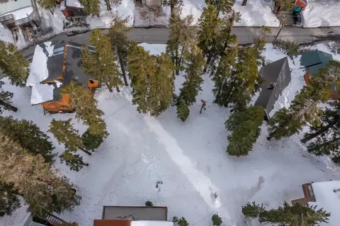 373 John Muir Rd, Mammoth Lakes, CA 93546