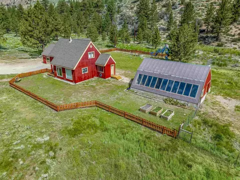 87846 Hwy 395, Bridgeport, CA 93517