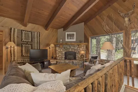 313 Grindelwald, Mammoth Lakes, CA 93546