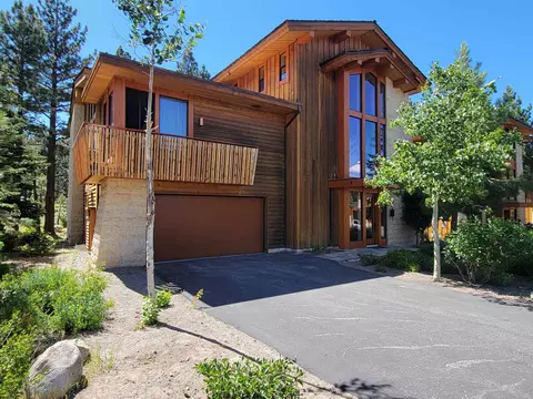 560 Obsidian Pl, Mammoth Lakes, CA 93546