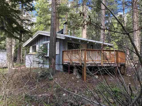 23 Sherwin St, Mammoth Lakes, CA 93546