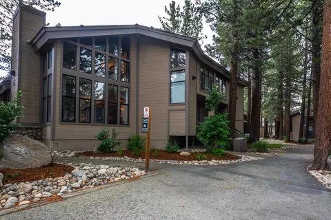 2252 Meridian Blvd #52, Mammoth Lakes, CA 93546